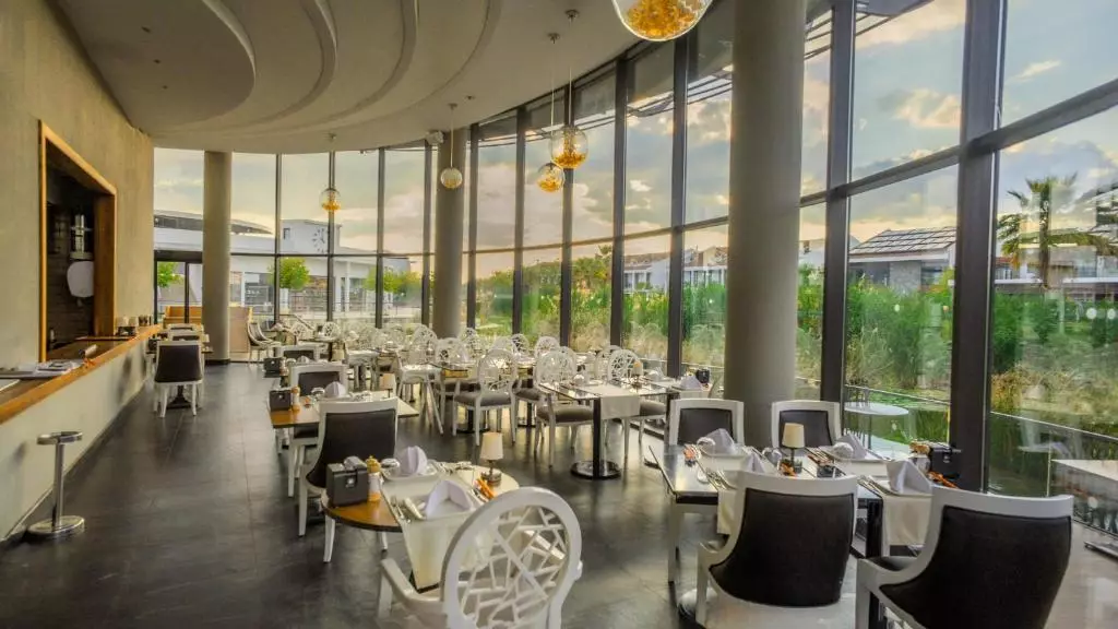 رستوران 2 هتل جیوا بیچ ریزورت فتحیه